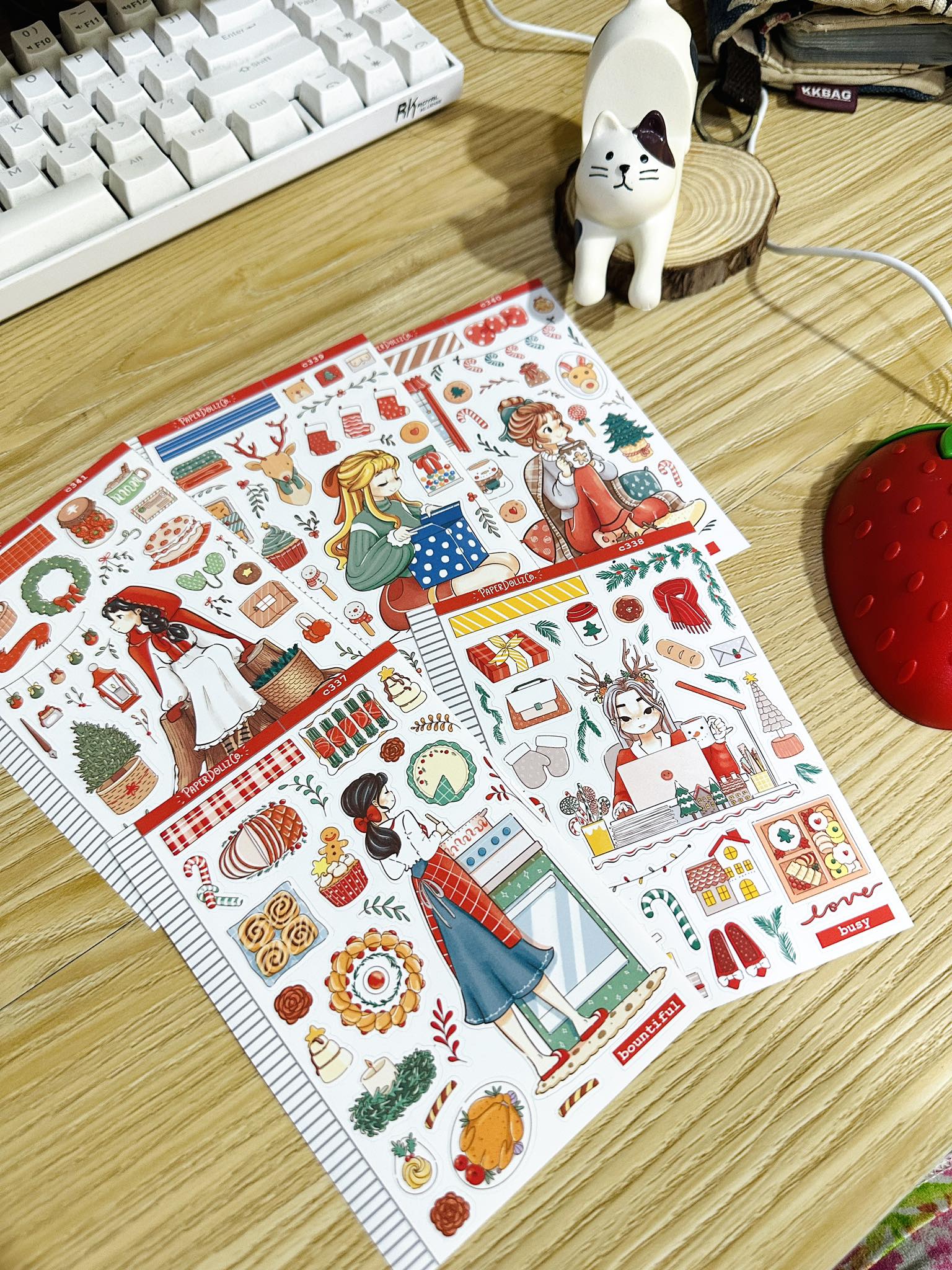 Bountiful | Joy to the Dolly World | Collection Stickers | c337