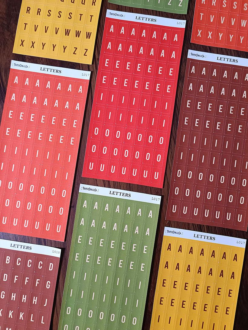 Letter Journal Sticker | Vowels | Autumn Colors | L017